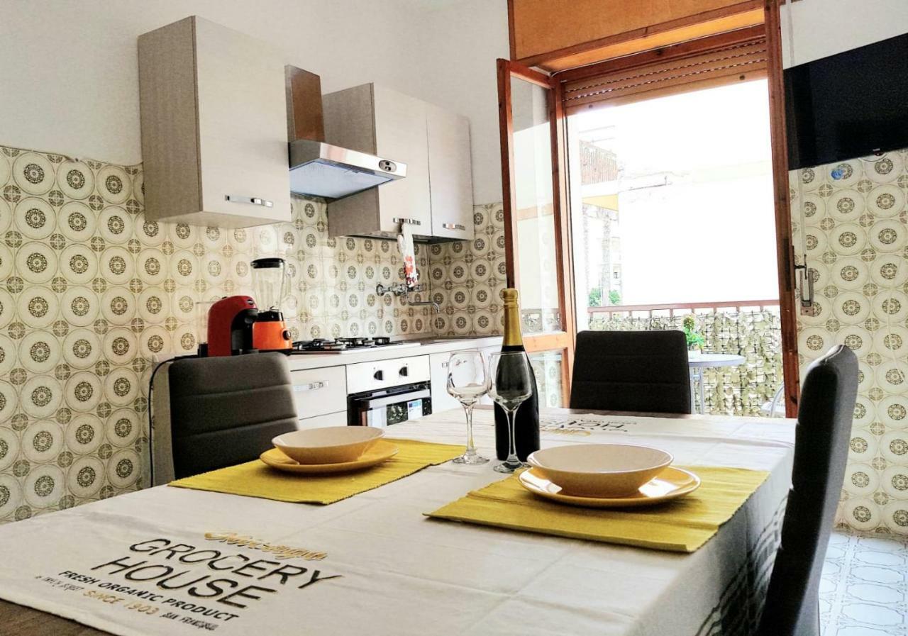 Family Apartment On The Beach Alghero Esterno foto